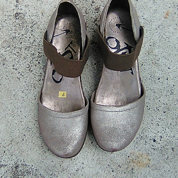Size 8 otbt shoes - Picture 1 of 5